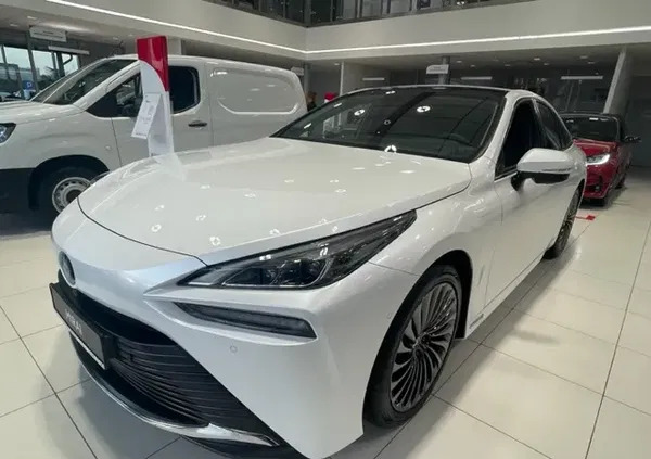 toyota Toyota Mirai cena 319900 przebieg: 10, rok produkcji 2023 z Raciąż